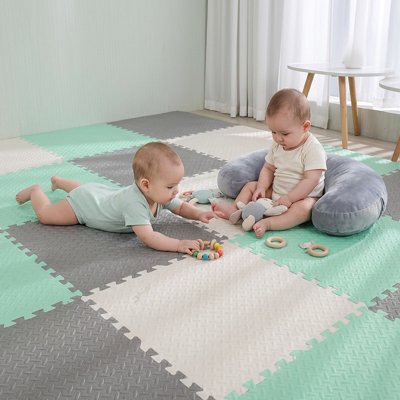 Tapis mousse puzzle lieu d'échange entre amis
