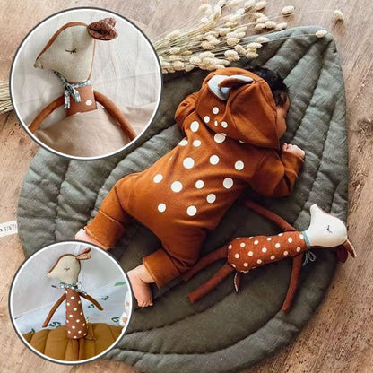 Doudou faon porte pyjama de bebe