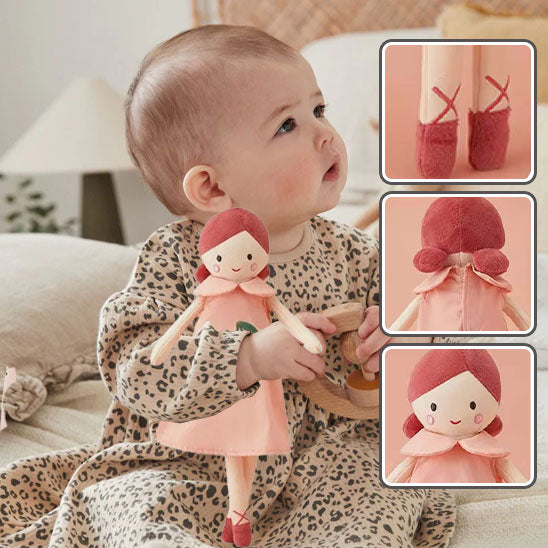 bebe tient rosy jouet bois