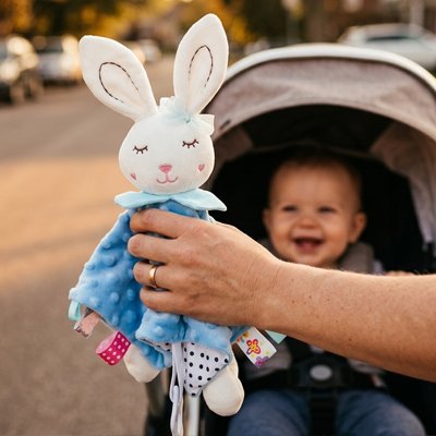 Lapin doudou bleu ami fidele